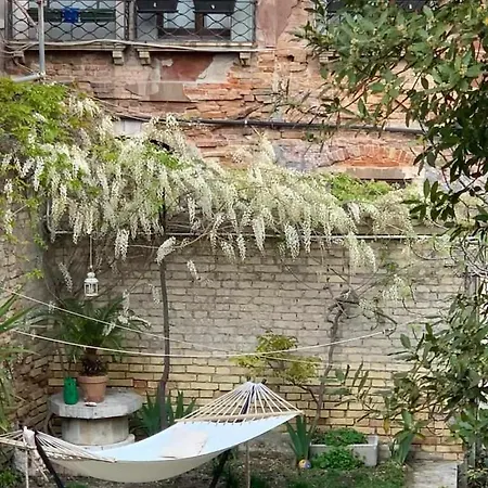 Naturalmente Venice