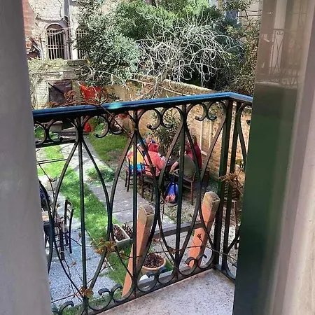 Naturalmente Bed & Breakfast *