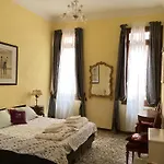 Naturalmente Bed and Breakfast