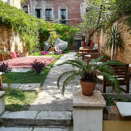 Naturalmente Bed & Breakfast